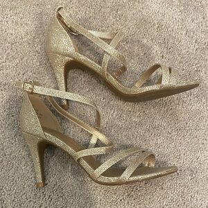 Dream Paris 6 Women's Gigi Open Toe Heels